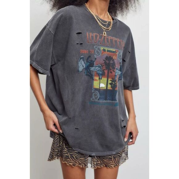 Urban Outfitters Led Zeppelin 1977 Band Tour Distressed T-Shirt Dress S/M - Picture 2 of 8